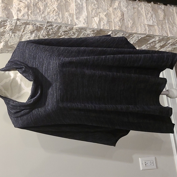 NWOT Mr Max Oversized one sz poncho - Picture 2 of 8